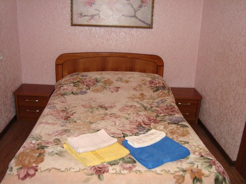 Studio on Stalevarov near Meduniversity Zaporizhia Esterno foto