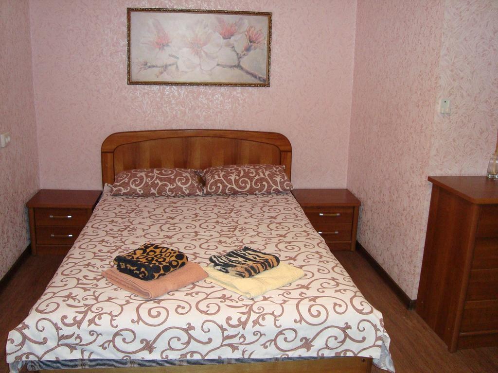 Studio on Stalevarov near Meduniversity Zaporizhia Esterno foto